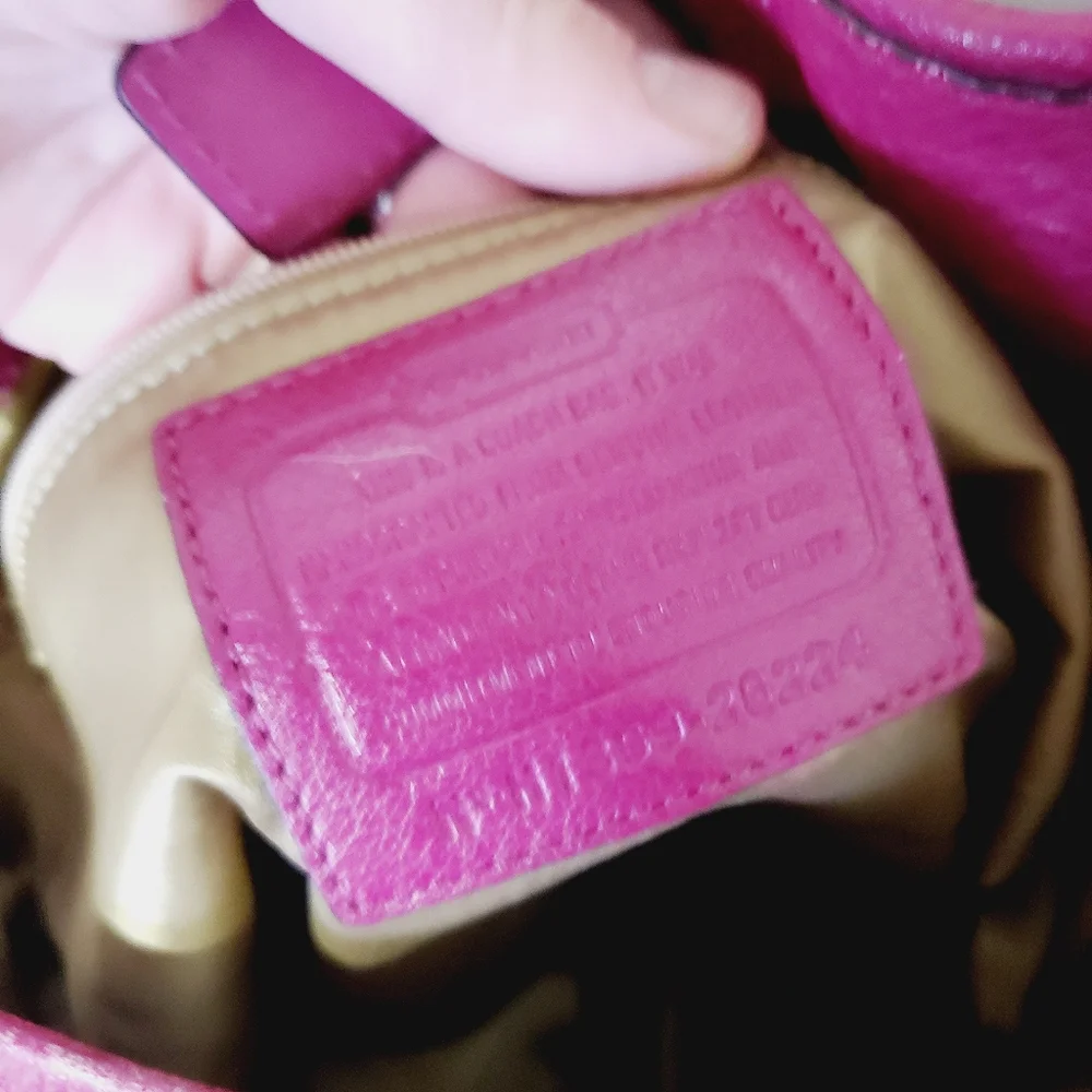 Coach Large Pebbled Leather Shoulder Bag in Berry - Picture 8 of 13